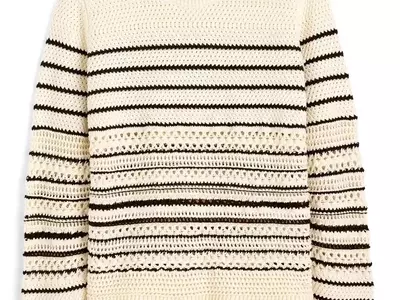 Summer Sweater Styles: From Beach Cover-Ups to Evening Comfort