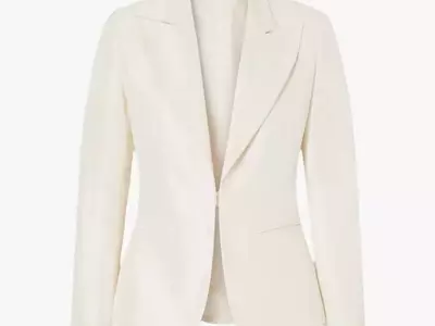 Bridal Suits: A Modern Alternative to Traditional Wedding Gowns
