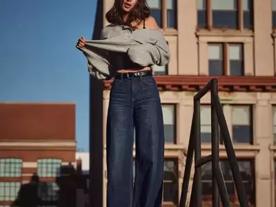Emily Ratajkowski's Style Evolution and Abercrombie & Fitch Campaign