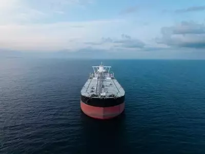 Global Commodity Markets Under Pressure: Oil, Gold, and Wheat Face Headwinds