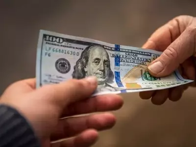Optimizing Retirement Income with Diversified Investments: Public Storage and Adams Natural Resources Fund