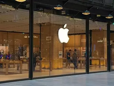 Apple's Supply Chain Hurdles: Analyzing Production Constraints and Inventory Buildup