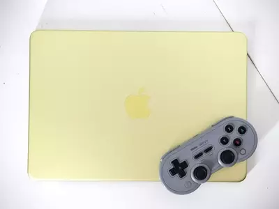 MacBook Neo vs. Dell XPS 13: A Gaming Performance Showdown