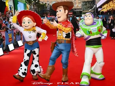 Disney's Fiscal Q3 Earnings Exceed Forecasts, Driven by Experiences and Strategic Divestment