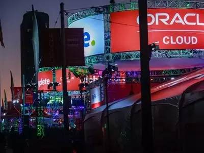 Oracle's Debt Strategy: A Potential Replay of 2008 Financial Crisis Dynamics?