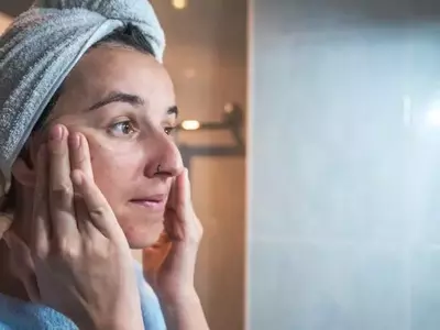Understanding Retinoids: A Comprehensive Guide to Skincare's Anti-Aging Powerhouses