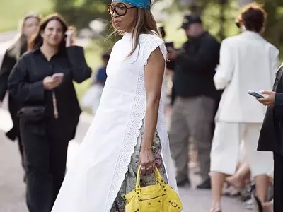 Eyelet's Timeless Charm: A Modern Fashion Revival