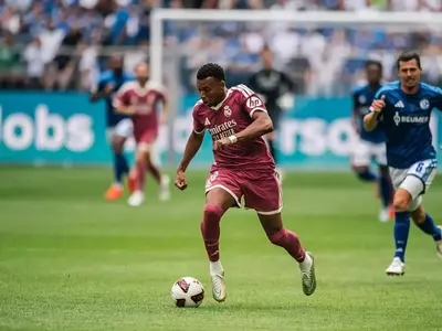 Kylian Mbappé Unveils Exclusive Gold Nike Football Boots After World Cup Golden Boot Triumph
