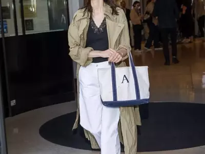 Alexa Chung's Timeless Fall Style: A Guide to Effortless Chic
