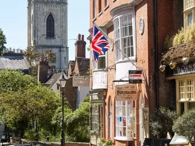 Exploring Potential UK Residences for the Duke and Duchess of Sussex