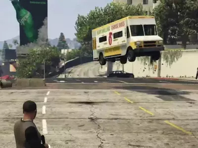 GTA 5 Mod Transforms Los Santos into an Airborne City