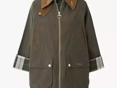 7 Stylish Ways to Wear a Barn Jacket This Fall