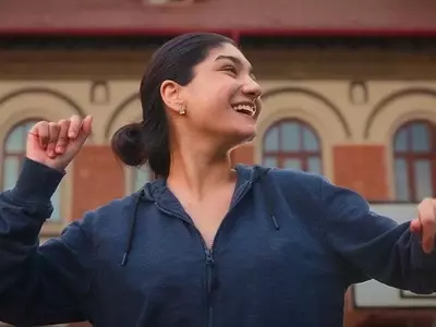 A Young Roma Woman Navigates Cultural Collision in 'I Matter' - Exclusive Venice Clip Revealed