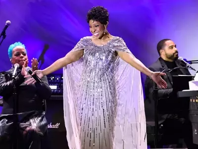 Gladys Knight to Curtail Performances, Embrace New Life Phase