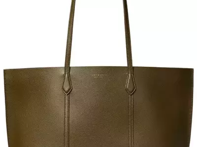 Discover the Hottest Handbag Trends for Fall at Nordstrom's Sale