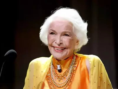 Ellen Burstyn Honored with Venice Golden Lion for Lifetime Achievement
