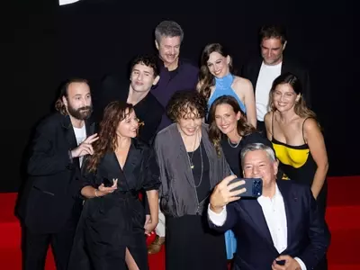 Camille Cottin on Andrea's Evolution and the Global Reach of "Call My Agent! The Movie"