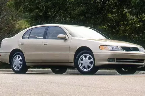 A Retrospective Review of the 1994 Lexus GS300: Luxury and Performance Reimagined